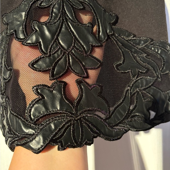 Design Lab Black lace top Size XS - Picture 3 of 6